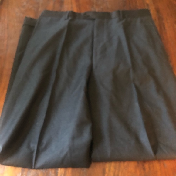 Ermemegildo Zegna Suit - Picture 8 of 9